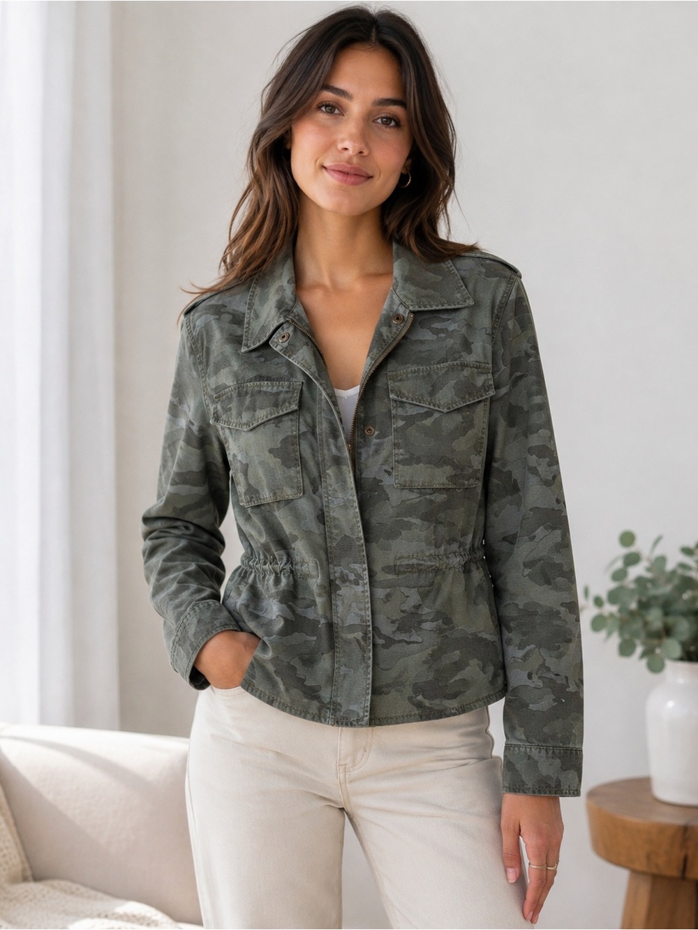 American Eagle Outfitters Women’s Camo Utility Jacket Green Size Large